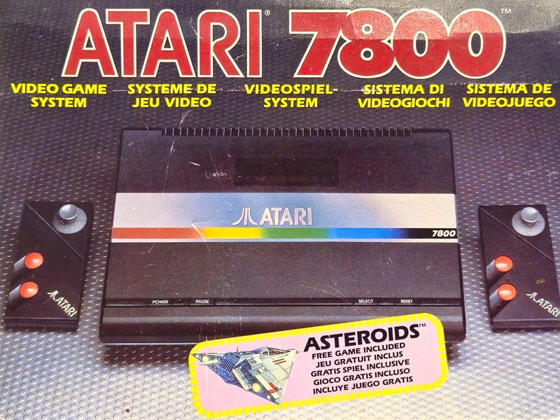 Atari 7800 Konsole inkl. 2 Controller & Zubehör OVP